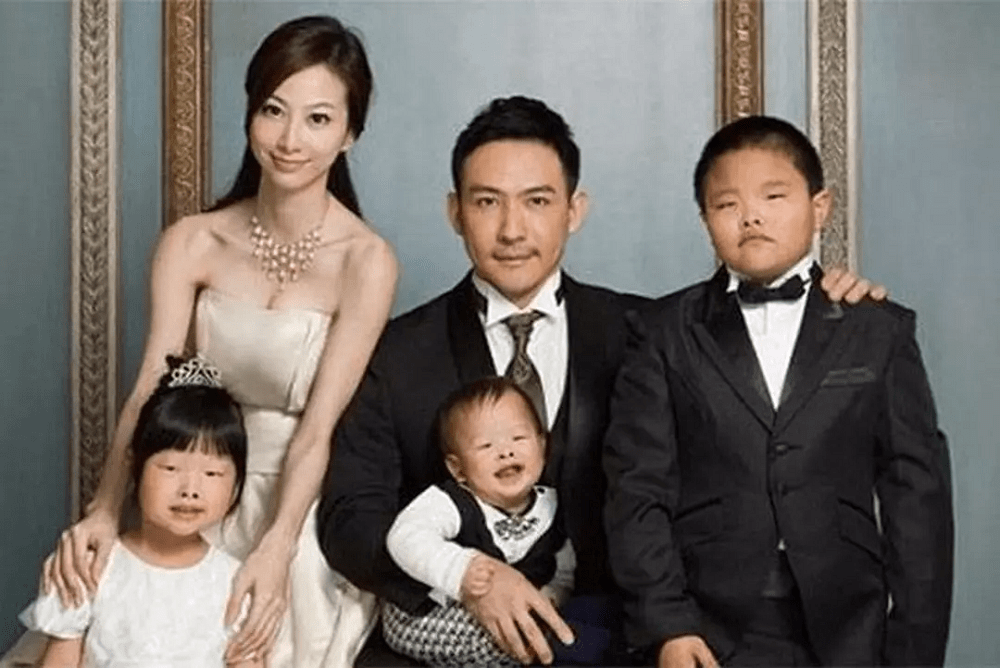 صيني يرفع دعوى قضائية لأن ابنته قبيحة