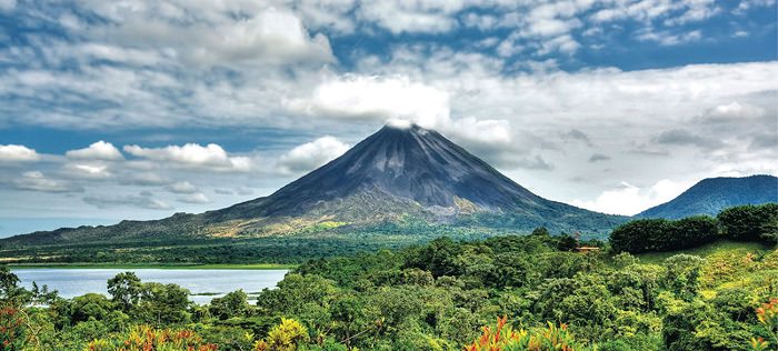 بركان أرينال - كوستاريكا