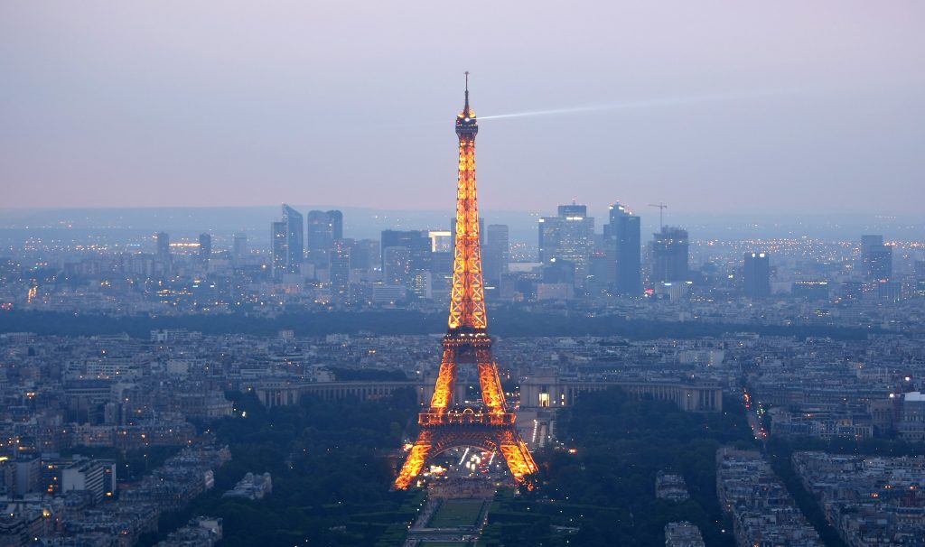 باريس مدينة الأنوار – فرنسا