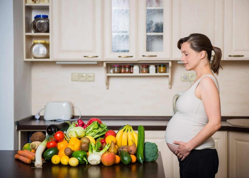 الغذاء المناسب والمتوازن في فترة الحمل