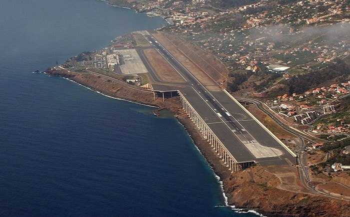 مطار ماديرا في البرتغال