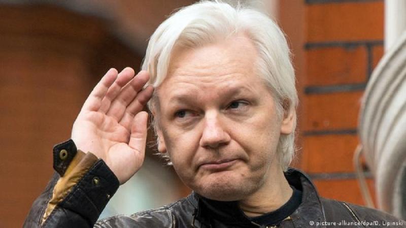 Julian Assange - جوليان أسانج