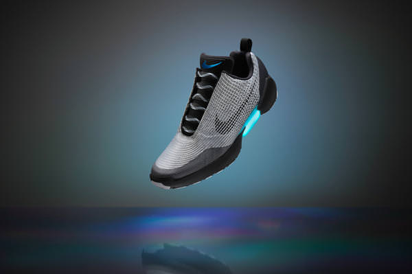 نايكي هايبر أدابت، احذية رياضية من المستقبل - Nike HyperAdapt 1.0