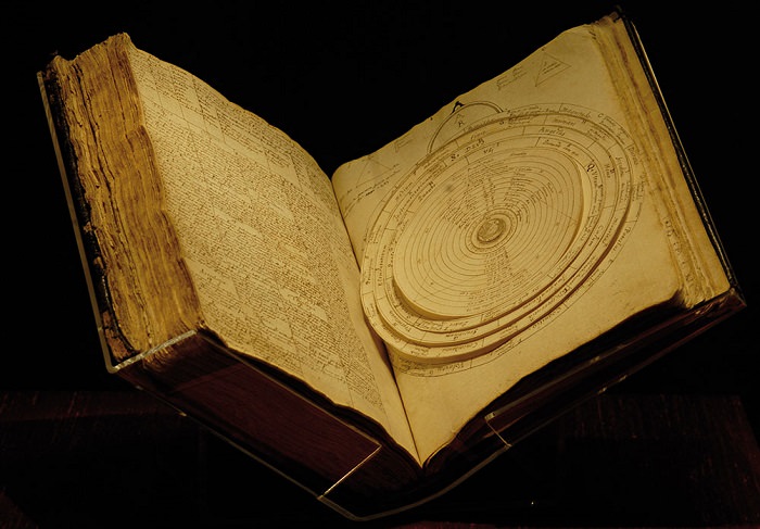 Codex Leicester لـ «ليوناردو دافنشي» - 49.4 مليون دولار