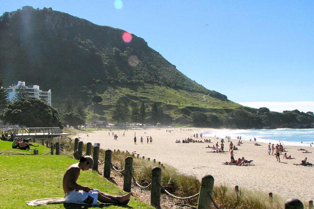 شاطئ مونغانوي، نيوزيلندا